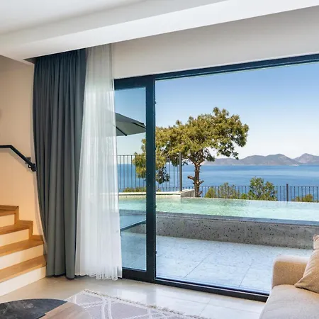 Bianca With Sea View Hotel Ovacık